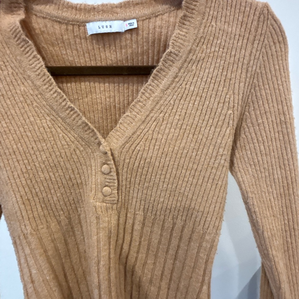 Lush Camel Ribbed Cardigan - Picture 3 of 3